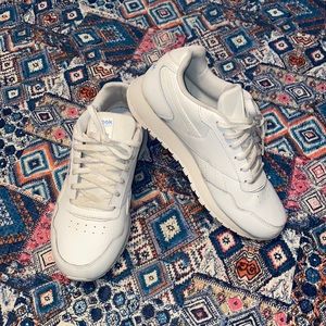 Reebok Classic Sneakers